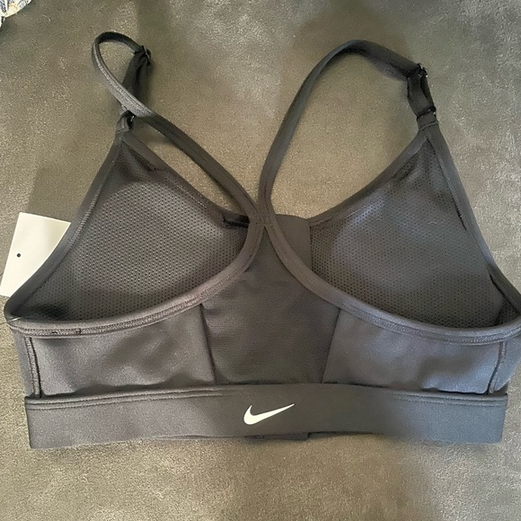 Nike Indy Sports Bra - Picture 2 of 5